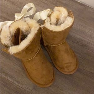 Ápres by Lamo Toddler Ugg-style Boots, Sz 6, Brown